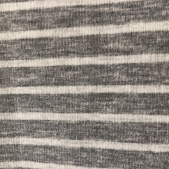 32 Degrees Sleeveless‎ Dress - Picture 3 of 6